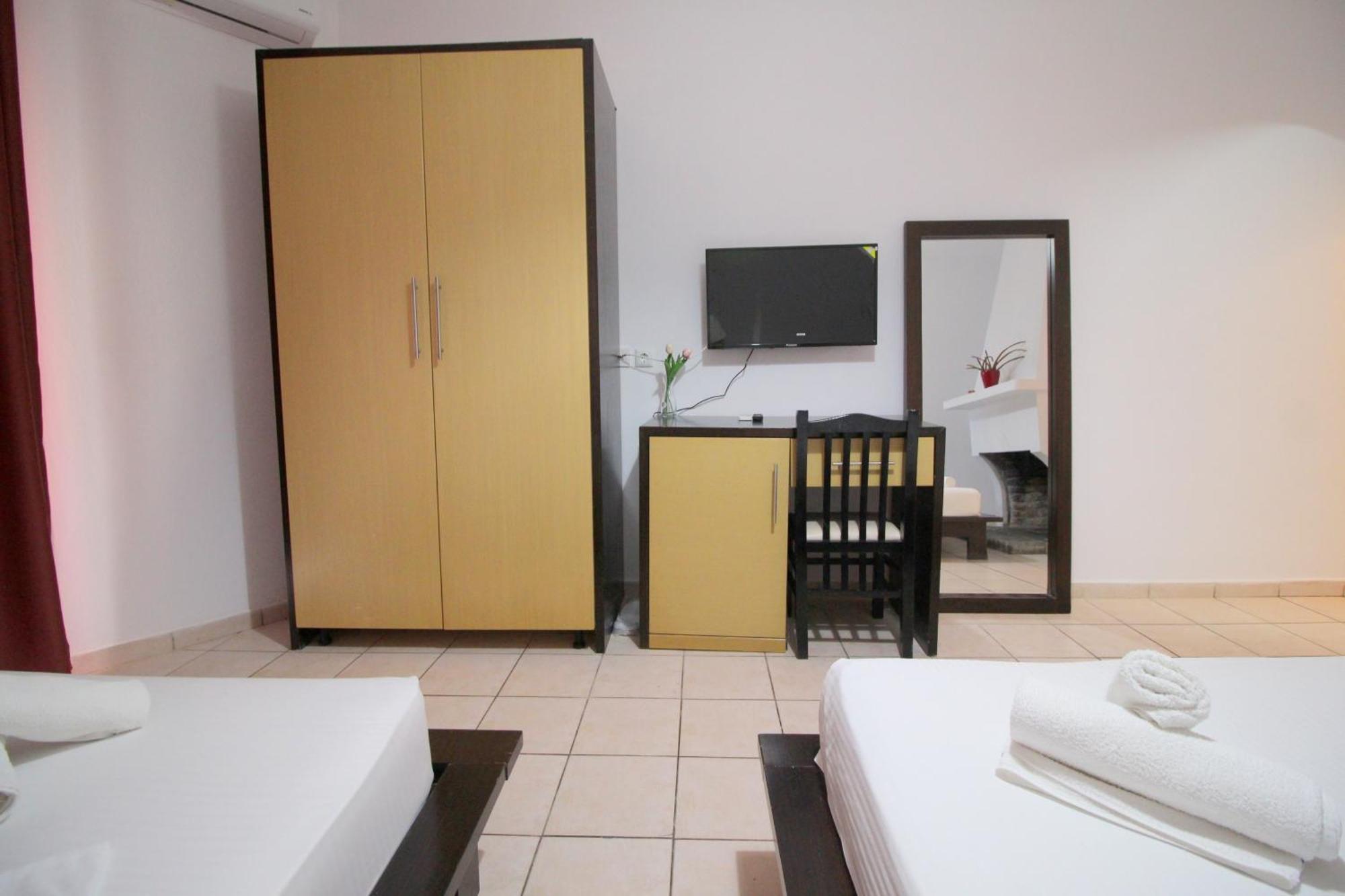 Hotel Ceka Sarande Exterior photo