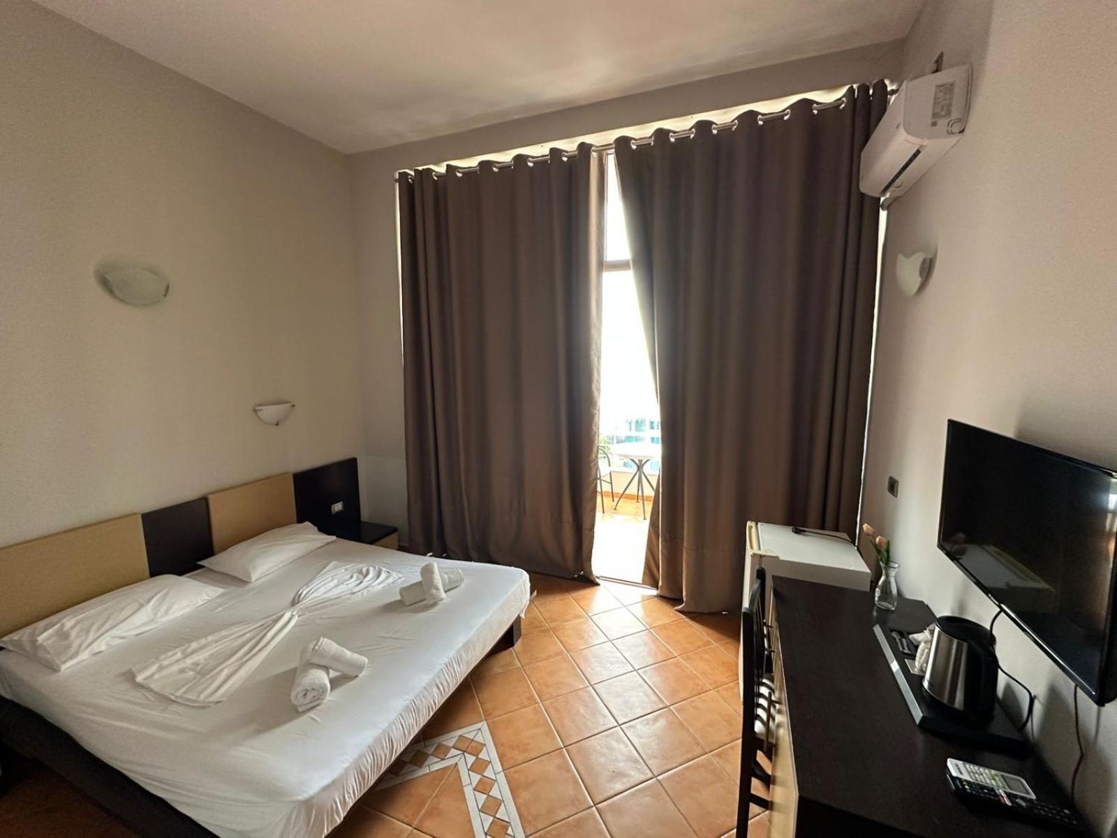 Hotel Ceka Sarande Exterior photo